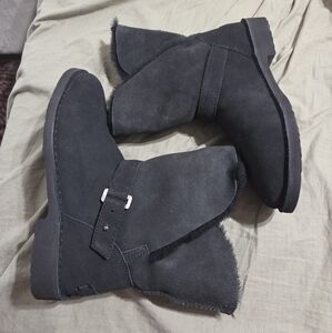 UGG Women's Syden Fashion Boot